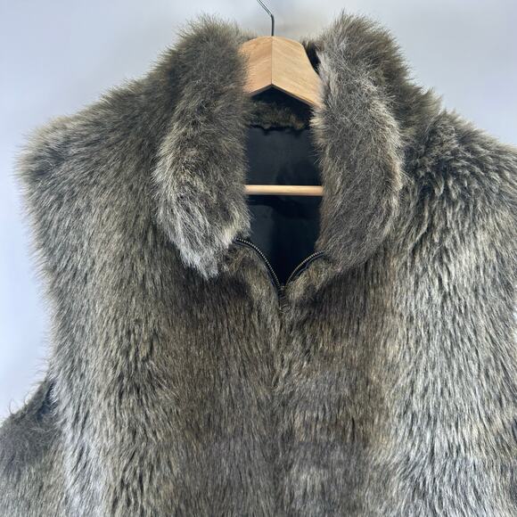 Blassport Faux Fur Brown and Gray Fully Lined Zip Up Vest Womens Large Trendy - Picture 3 of 14